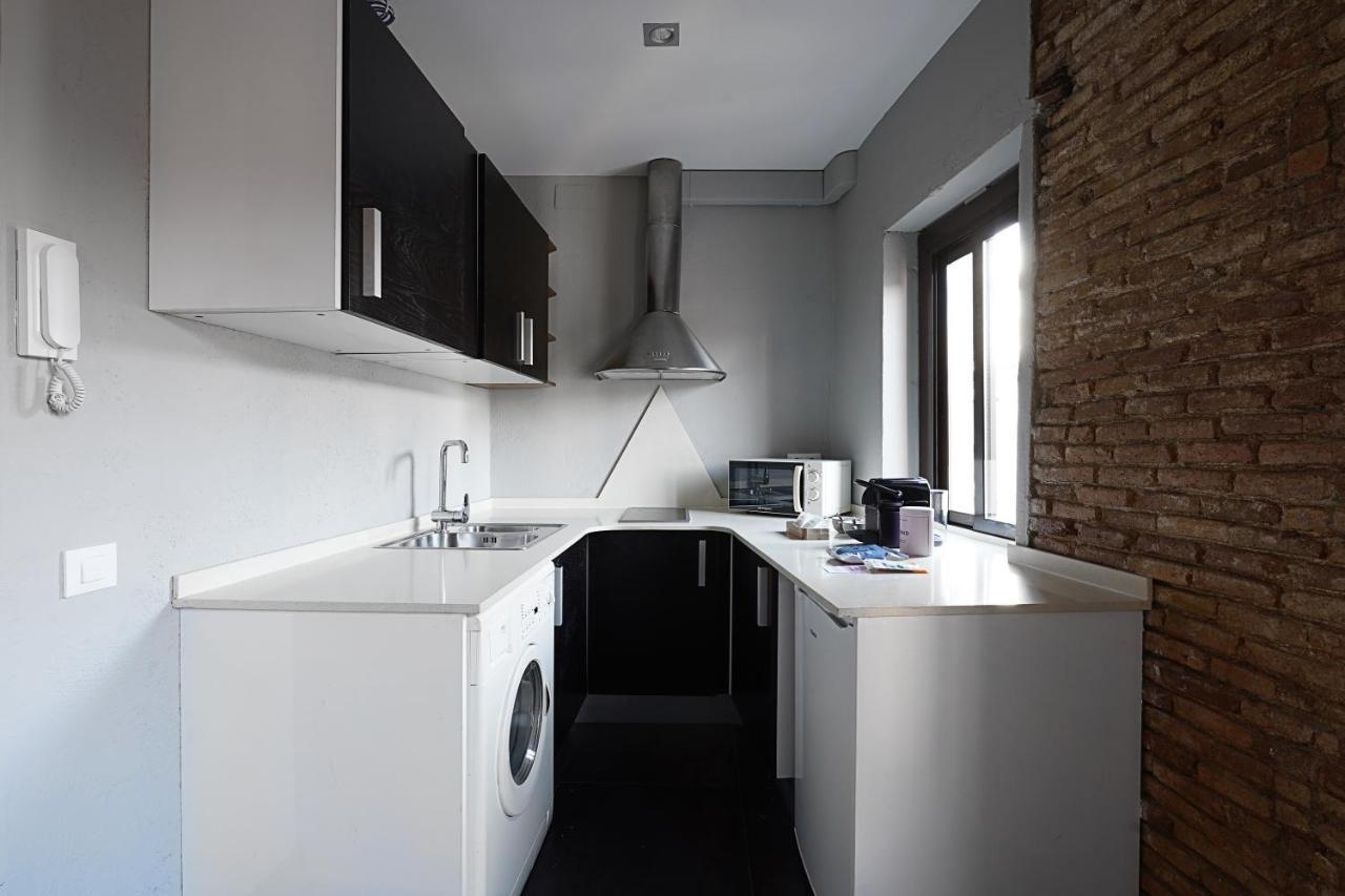 numa I Lustre Apartments Barcelona Exterior foto